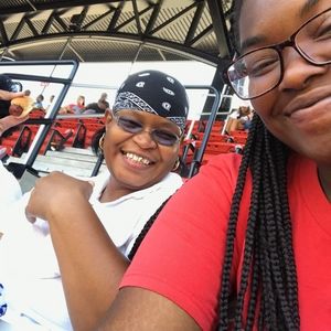 Meet your Posher, Sylvia